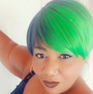 Meet your Posher, Keia